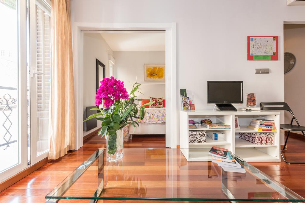 Principe Santa Ana Madrid Centro Leilighet Eksteriør bilde